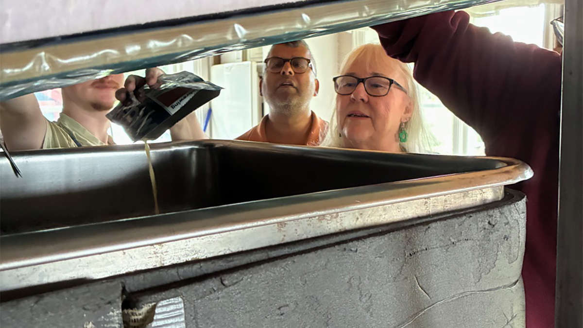 Hur går det till att brygga gammalt öl? Dag 3 – jäsningen sätts igång